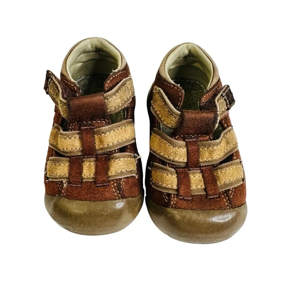 Bum Kids Darin Brown Tan Suede Hook and Loop Sandals Toddler Size 3